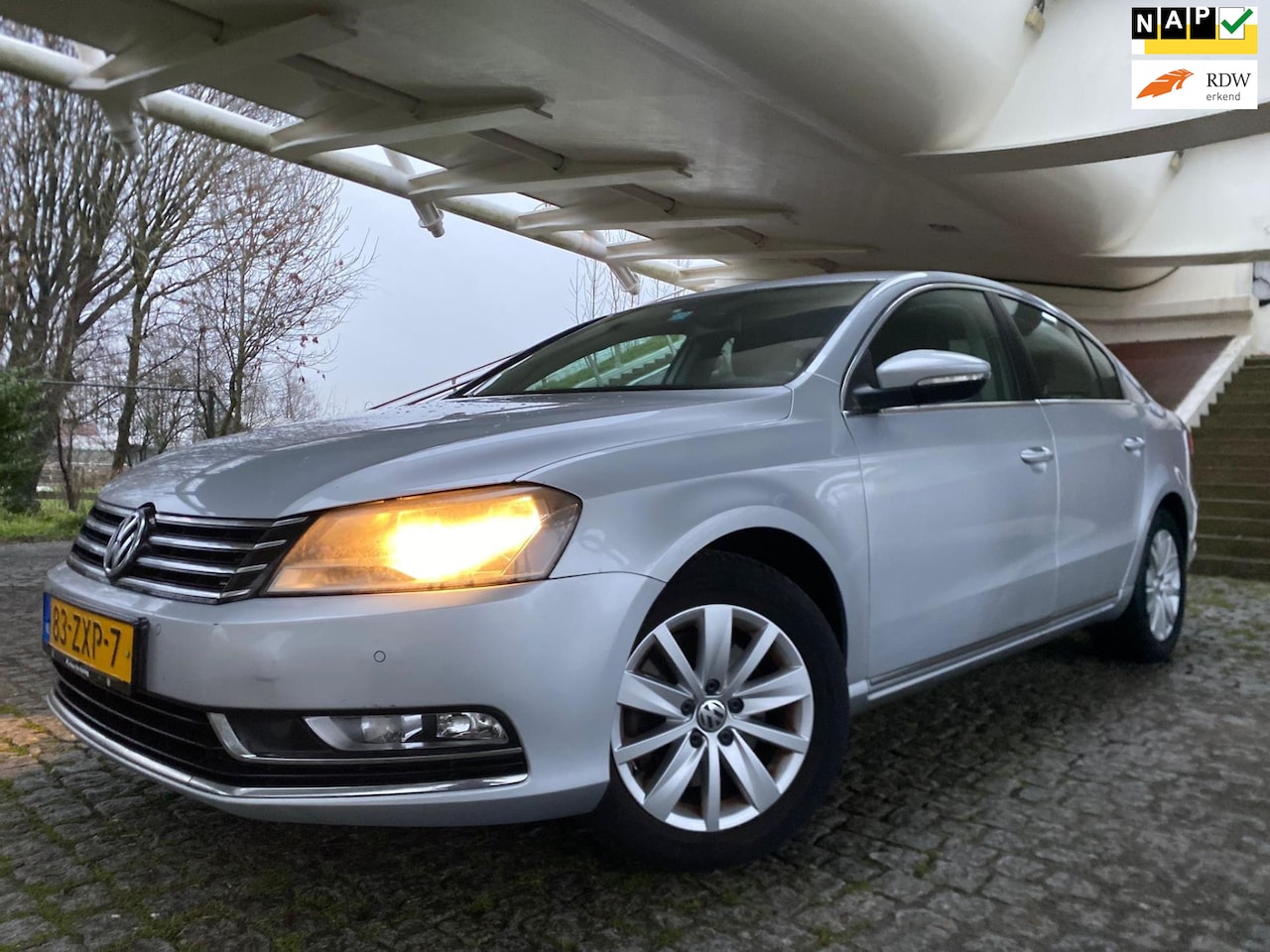 Volkswagen Passat - 1.4 TSI Comfortline BlueMotion 1.4 TSI Comfortline BlueMotion - AutoWereld.nl