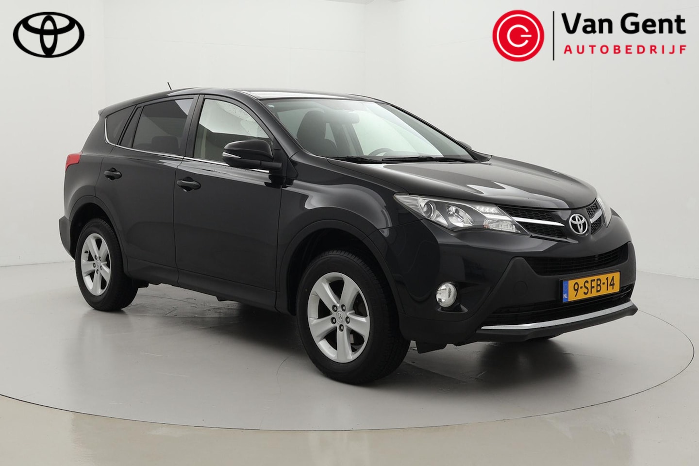 Toyota RAV4 - 2.0 Dynamic 4WD | Origineel NL | Trekhaak | Navigatie | Cruise Control | Clima | Camera | - AutoWereld.nl
