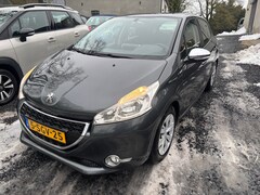 Peugeot 208 - 1.2 VTi Urban Soul AIRCO NAVIGATIE