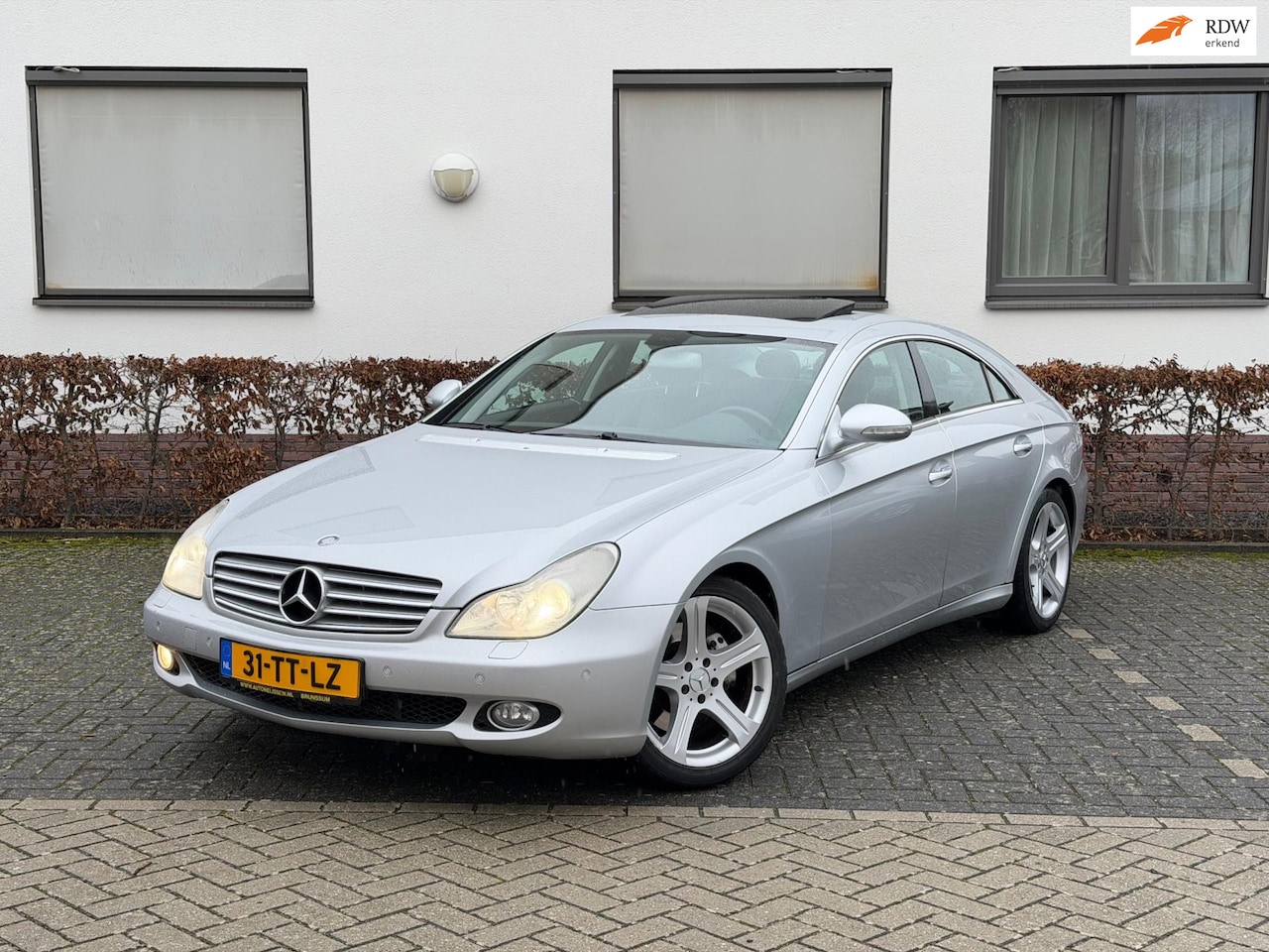 Mercedes-Benz CLS-klasse - 350 V6 LEER, DAK, NAP, APK, NETTE AUTO! - AutoWereld.nl