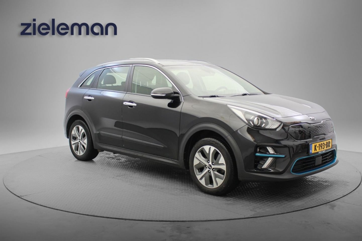 Kia Niro - E-Niro DynamicLine 64 kWh Fase 3 - Carplay, Navi, Camera, Cruise, Stoelverw. Trekhaak, SOH - AutoWereld.nl