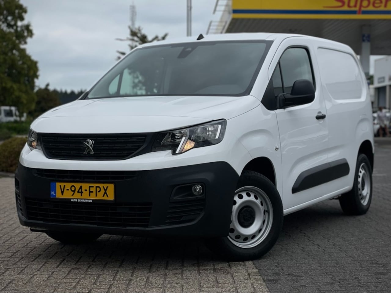 Peugeot Partner - 1.2 PURETECH AUTOMAAT CRUISE PDC ACHTER - AutoWereld.nl
