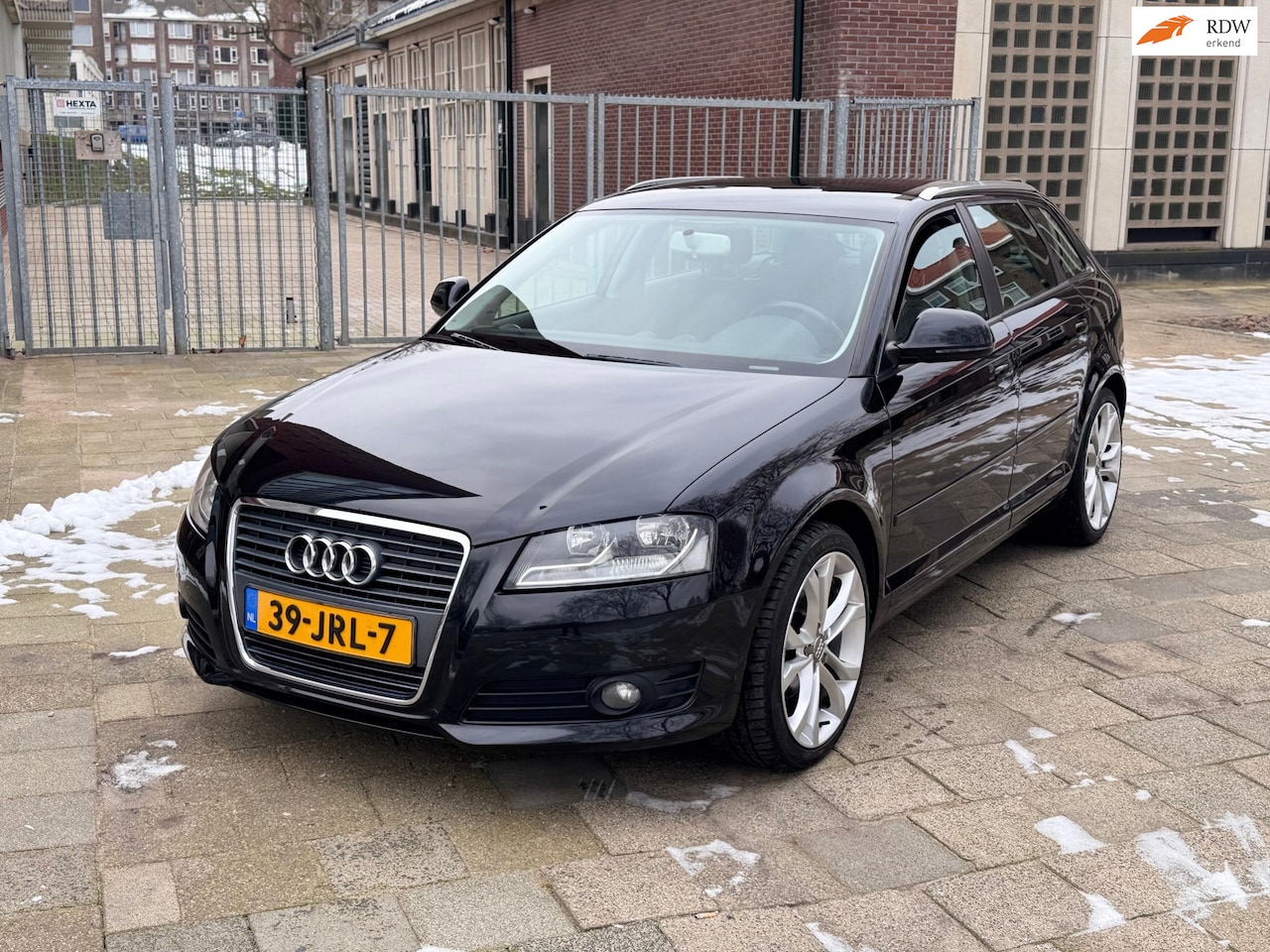 Audi A3 Sportback - 1.8 TFSI Attraction Pro Line 1.8 TFSI Attraction Pro Line, APK , AIRCO - AutoWereld.nl