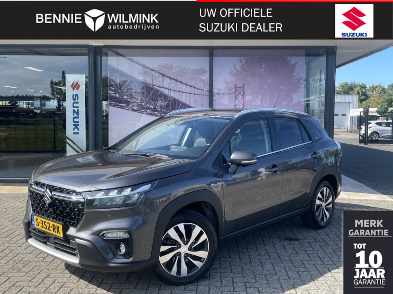 Suzuki S-Cross - 1.5 Hybrid Style Automaat | Parkeersensoren | Stoelverwarming - AutoWereld.nl