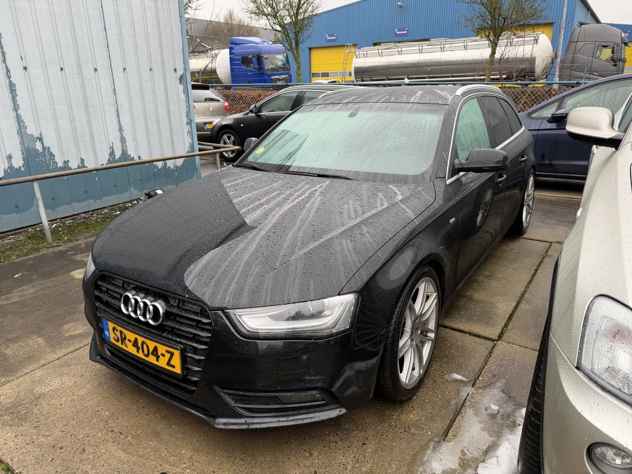 Audi A4 Avant - 2.0 TDI S-Line Leer Clima PDC - AutoWereld.nl