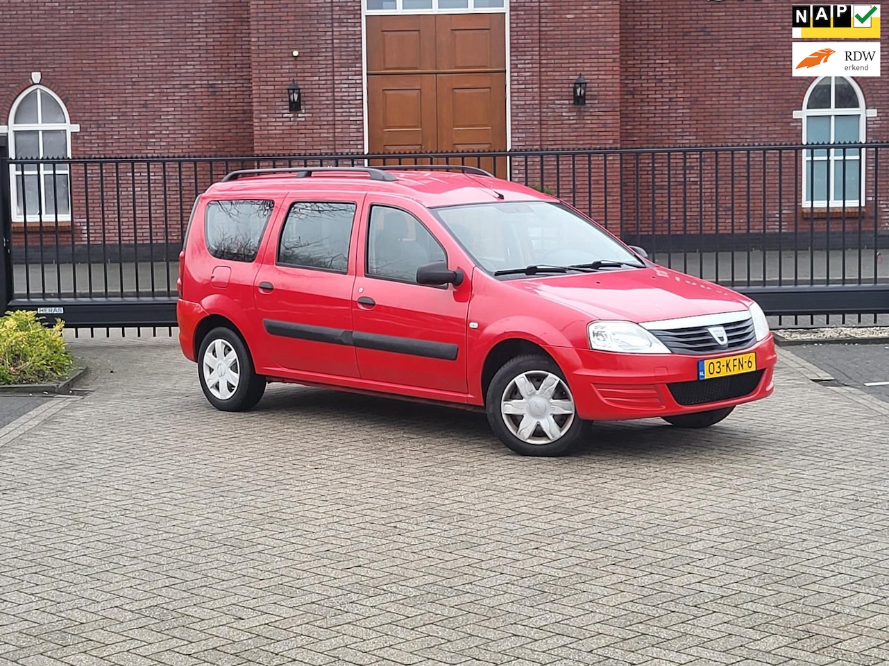 Dacia Logan MCV - 1.6 Ambiance / Airco / Nap / Trekhaak - AutoWereld.nl