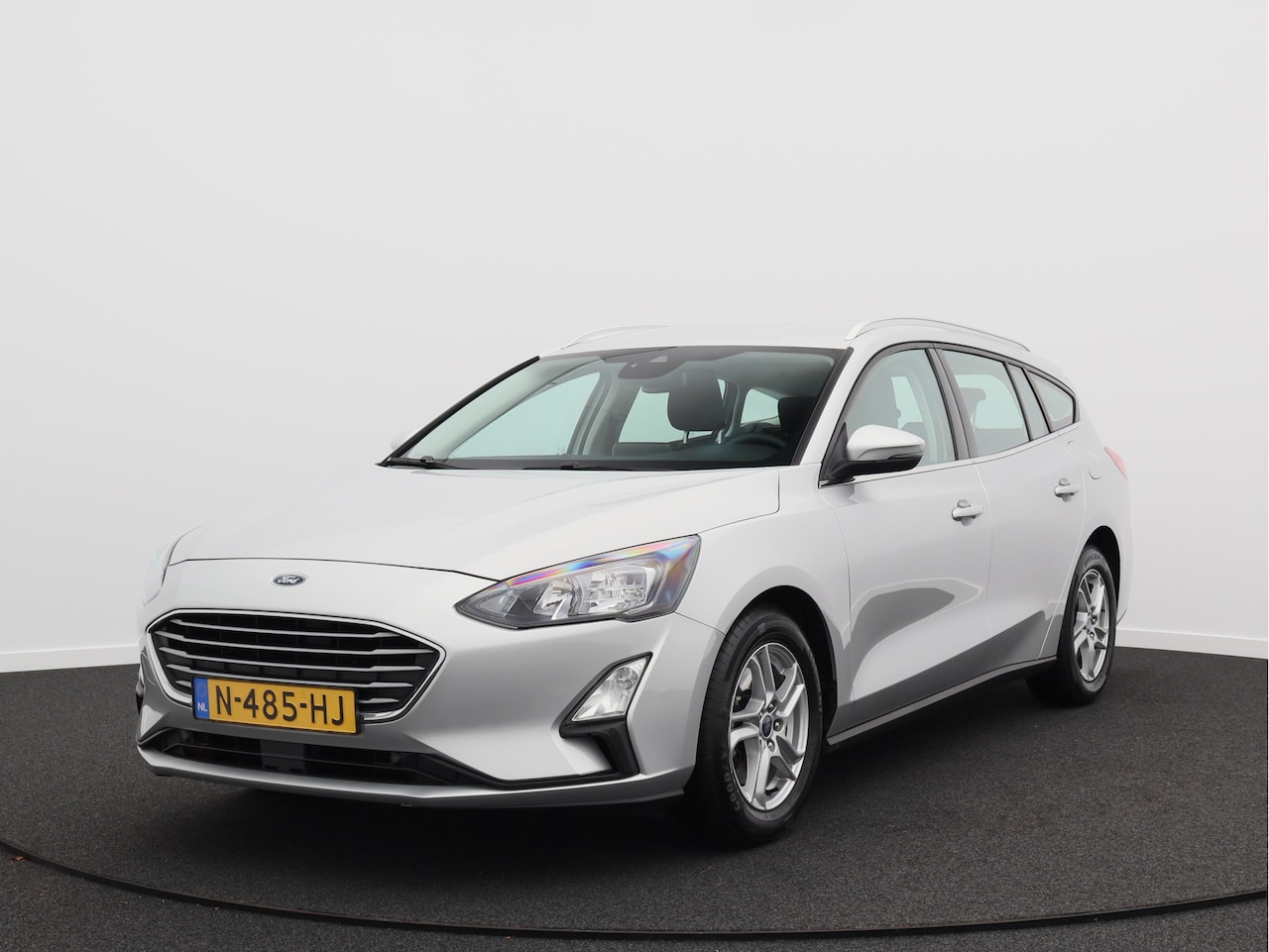 Ford Focus Wagon - 1.0 EcoBoost Hybrid Trend Edition Business/ lage km! - AutoWereld.nl
