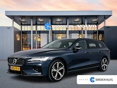 Volvo V60 - T6 Recharge Ultra Dark | 19" | Trekhaak | Getint Glas | Panoramadak | Head-up | 360 Camera