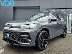 Volkswagen Tiguan - 1.5 eTSI R-Line BLACKEDITION PANO VOL