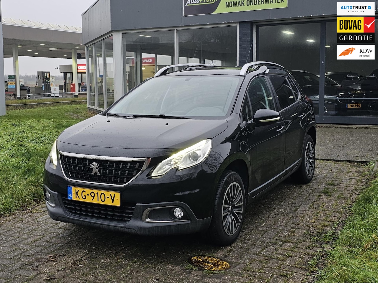 Peugeot 2008 - 1.2 PureTech Blue Lion 1.2 PureTech Blue Lion - AutoWereld.nl