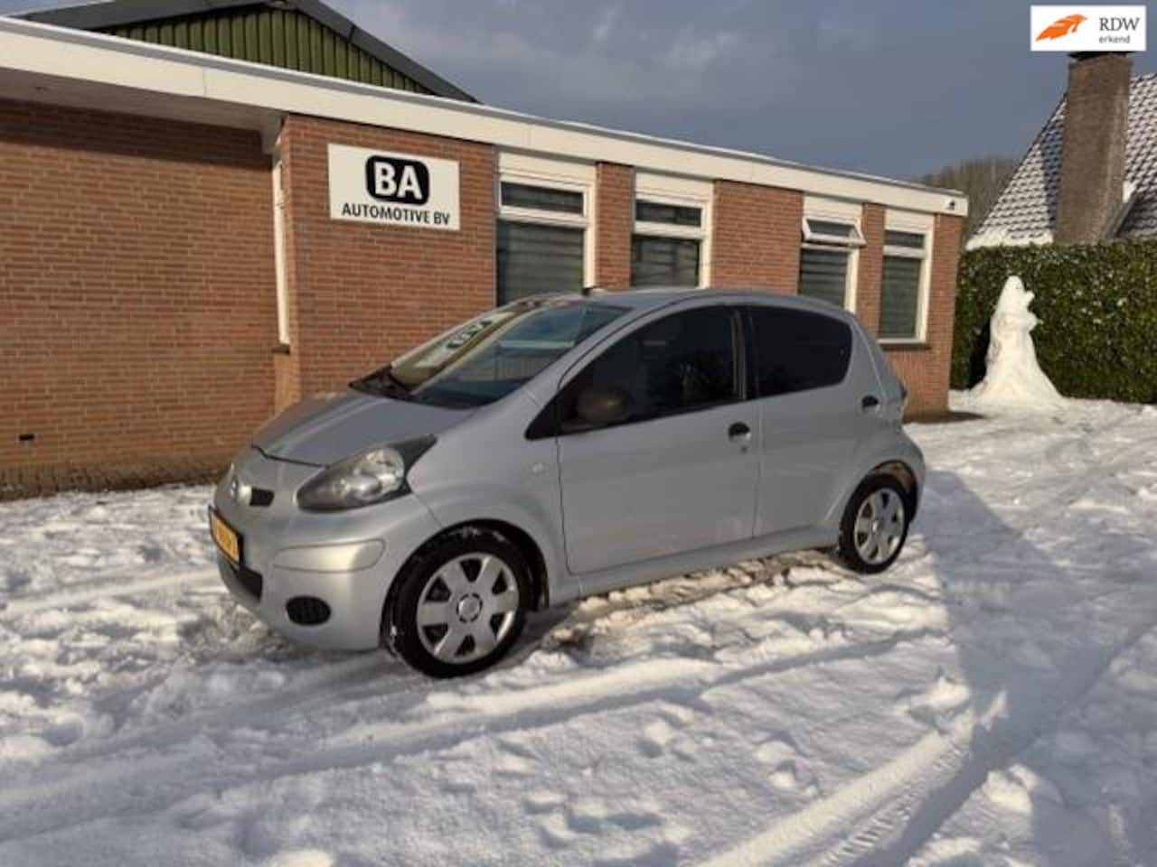 Toyota Aygo - 1.0-12V Access 1.0-12V Access - AutoWereld.nl