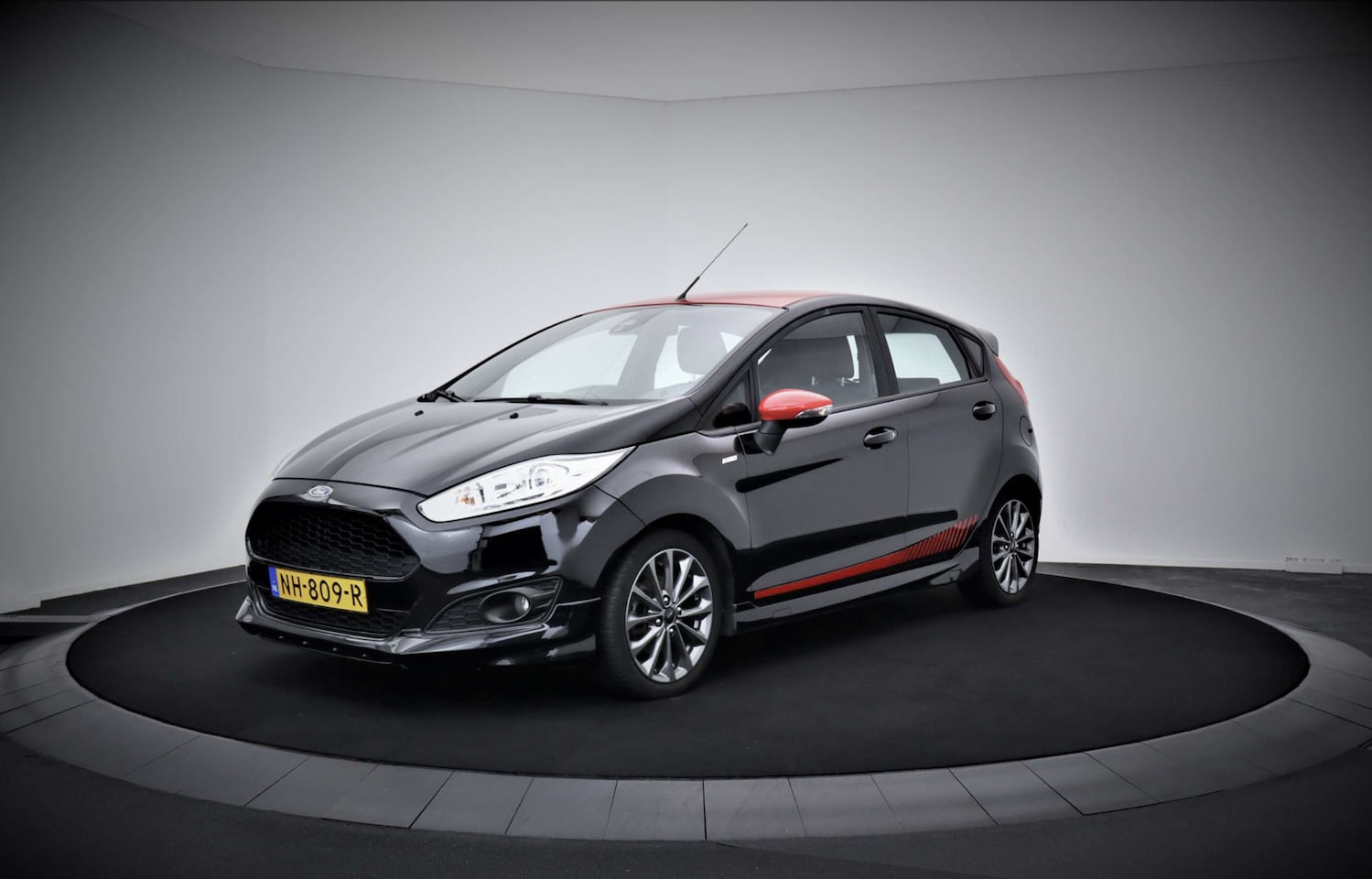 Ford Fiesta - 1.0 EcoBoost ST-Line - AutoWereld.nl