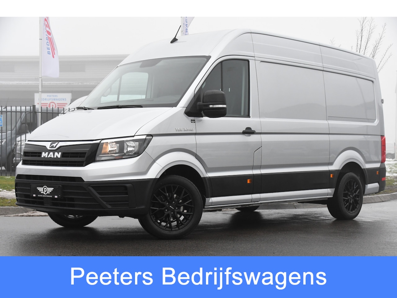 MAN TGE - 3.140 35 2.0 L3H3 PB Edition Camera, Carplay, 140pk, Multimedia, 3000kg Trekhaak, Laadruim - AutoWereld.nl