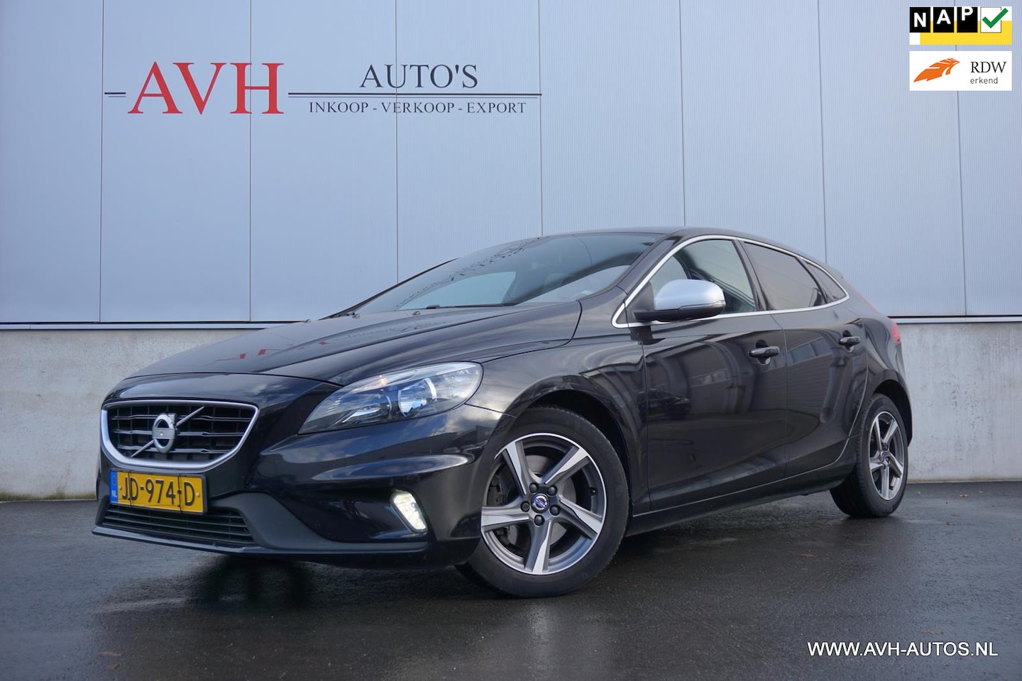 Volvo V40 - 2.0 T2 R-Design 2.0 T2 R-Design - AutoWereld.nl