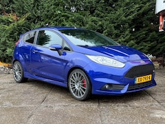 Ford Fiesta - 1.6 ST Recaro 17" O.Z. Racing Goed Onderhouden