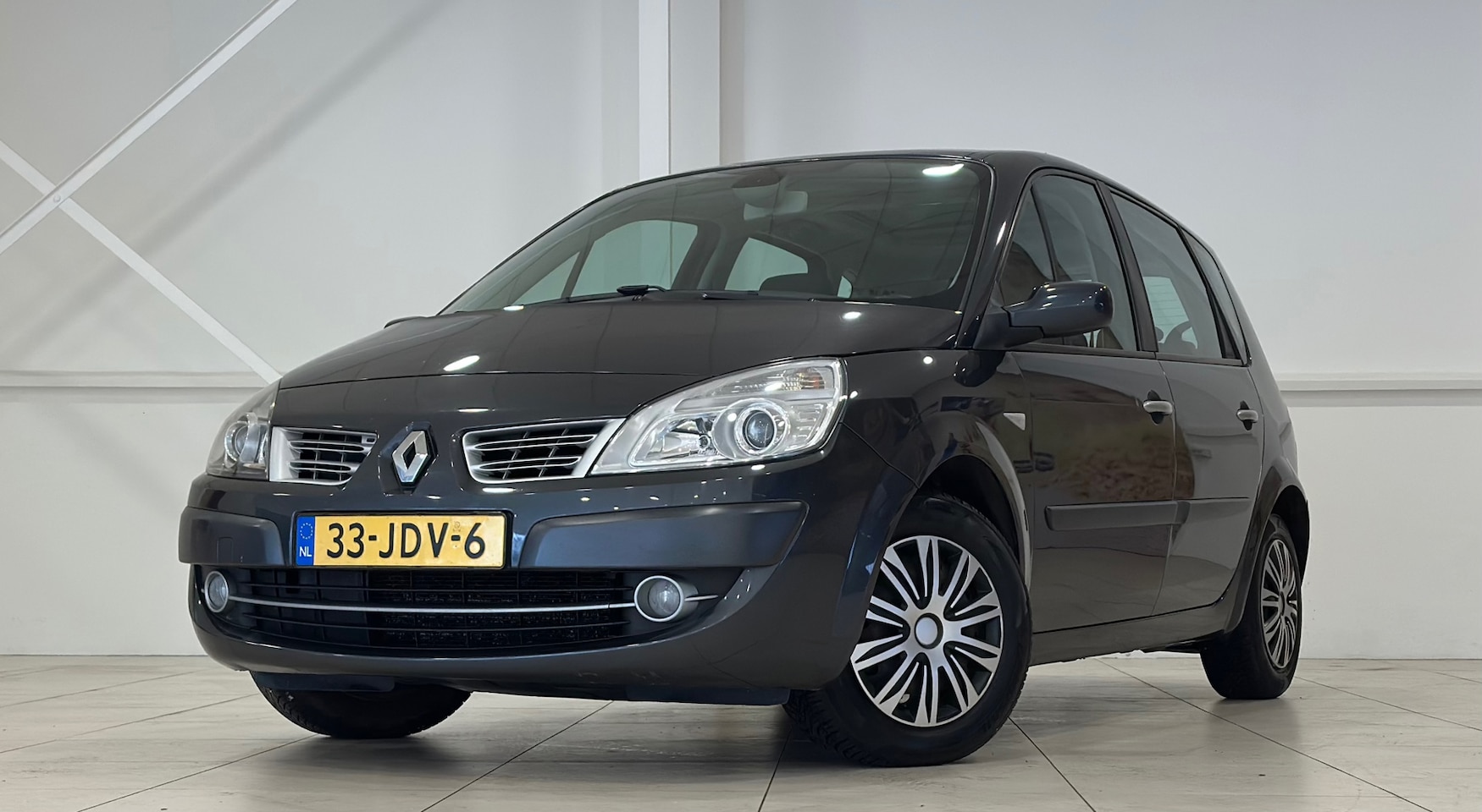 Renault Scénic - 1.6i 16V Business Line 2e Eigenaar Trekhaak Clima Mooi! APK 08-01-2027 - AutoWereld.nl