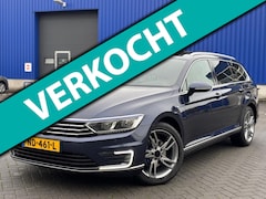 Volkswagen Passat Variant - 1.4 TSI GTE Connected Series Plus/Clima/Pano/Navi/PDC