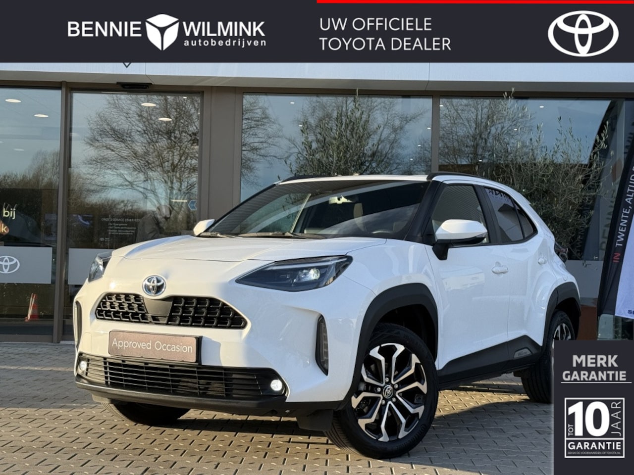 Toyota Yaris Cross - 1.5 Hybrid Dynamic | Trekhaak | Carplay | Keyless - AutoWereld.nl