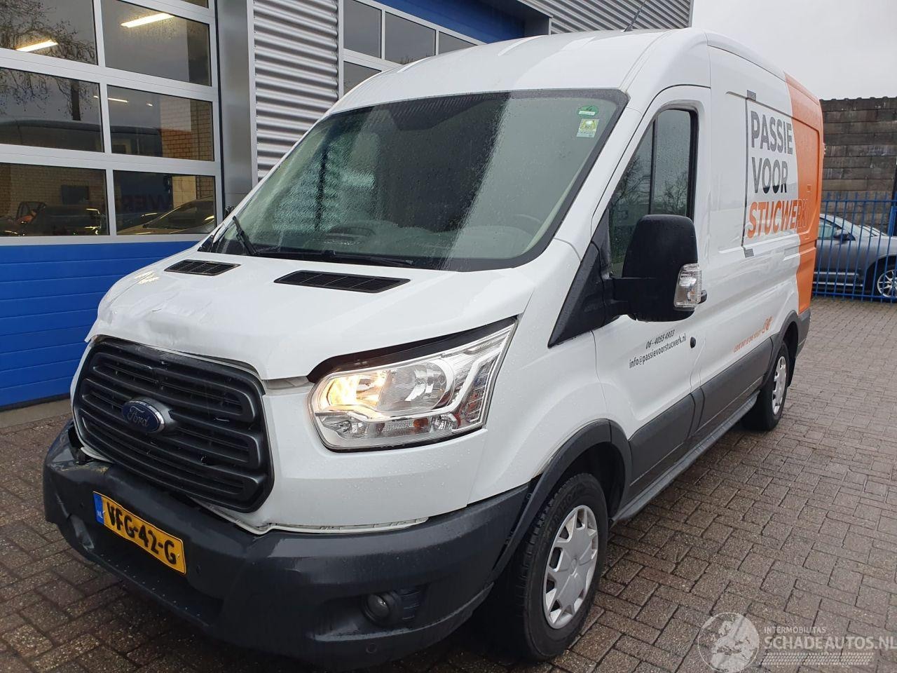 Ford Transit - 290 2.0 TDCI L2H2 Trend 290 2.0 TDCI L2H2 Trend - AutoWereld.nl