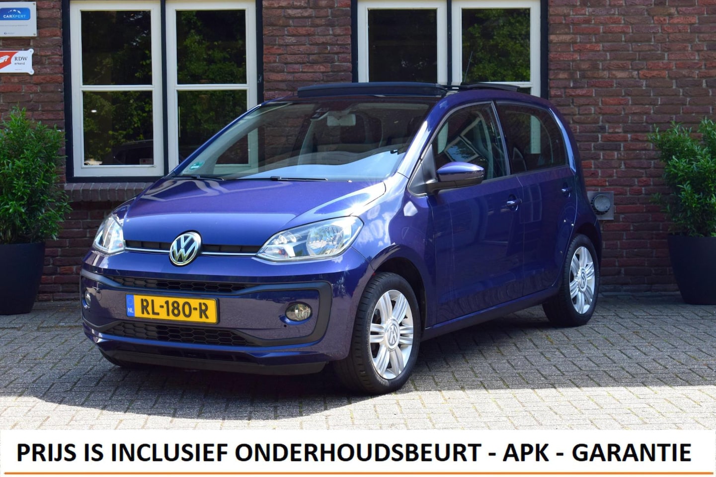 Volkswagen Up! - 1.0 BMT high up! Camera | Panoramadak | Cruise control - AutoWereld.nl