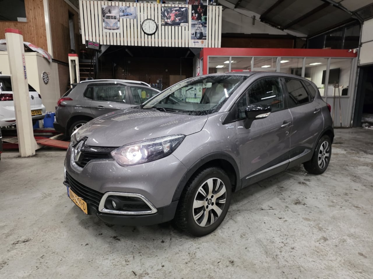 Renault Captur - 0.9 TCe Limited 0.9 TCe Limited - AutoWereld.nl