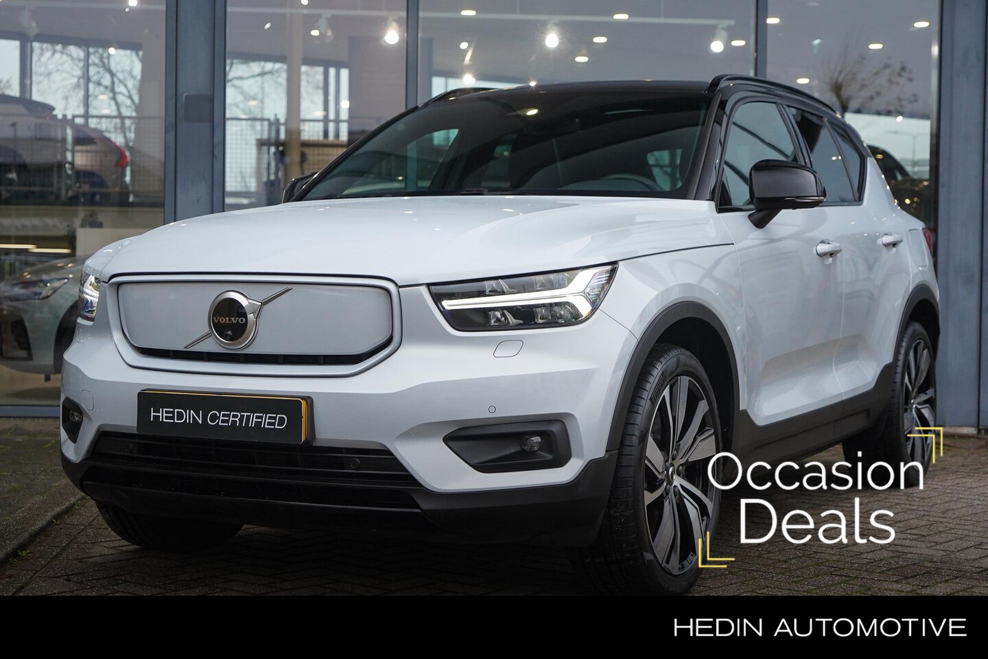 Volvo XC40 - Recharge P8 AWD R-Design | Elek. Stoelen + Geheugen | Keyless Entry | Panorama Dak | Harma - AutoWereld.nl