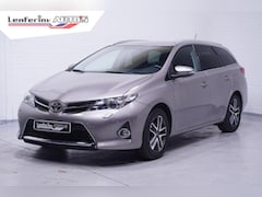 Toyota Auris - 1.6 First Edition navigatie camera private glas lmv 16" stoelverwarming climate controle v