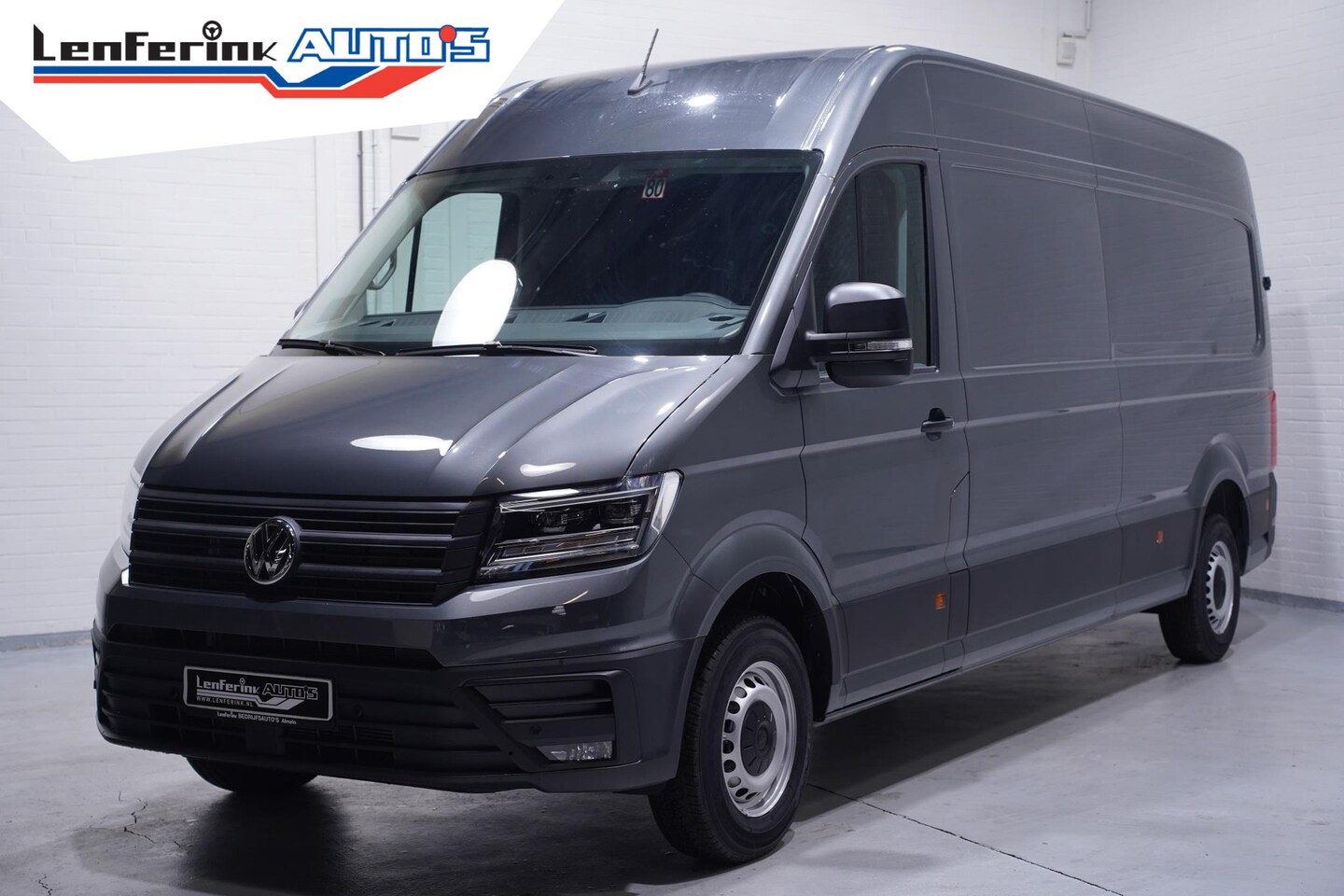 Volkswagen Crafter - 2.0 TDI 177 pk L4H3 Navi, Camera, LED Koplampen Geveerde Stoel, Cruise Control, 3- Zits, N - AutoWereld.nl