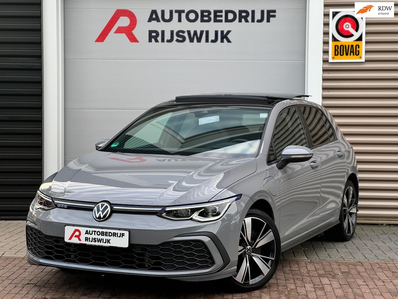 Volkswagen Golf - 1.4 eHybrid GTE Pano/Leer/HuD/Camera - AutoWereld.nl