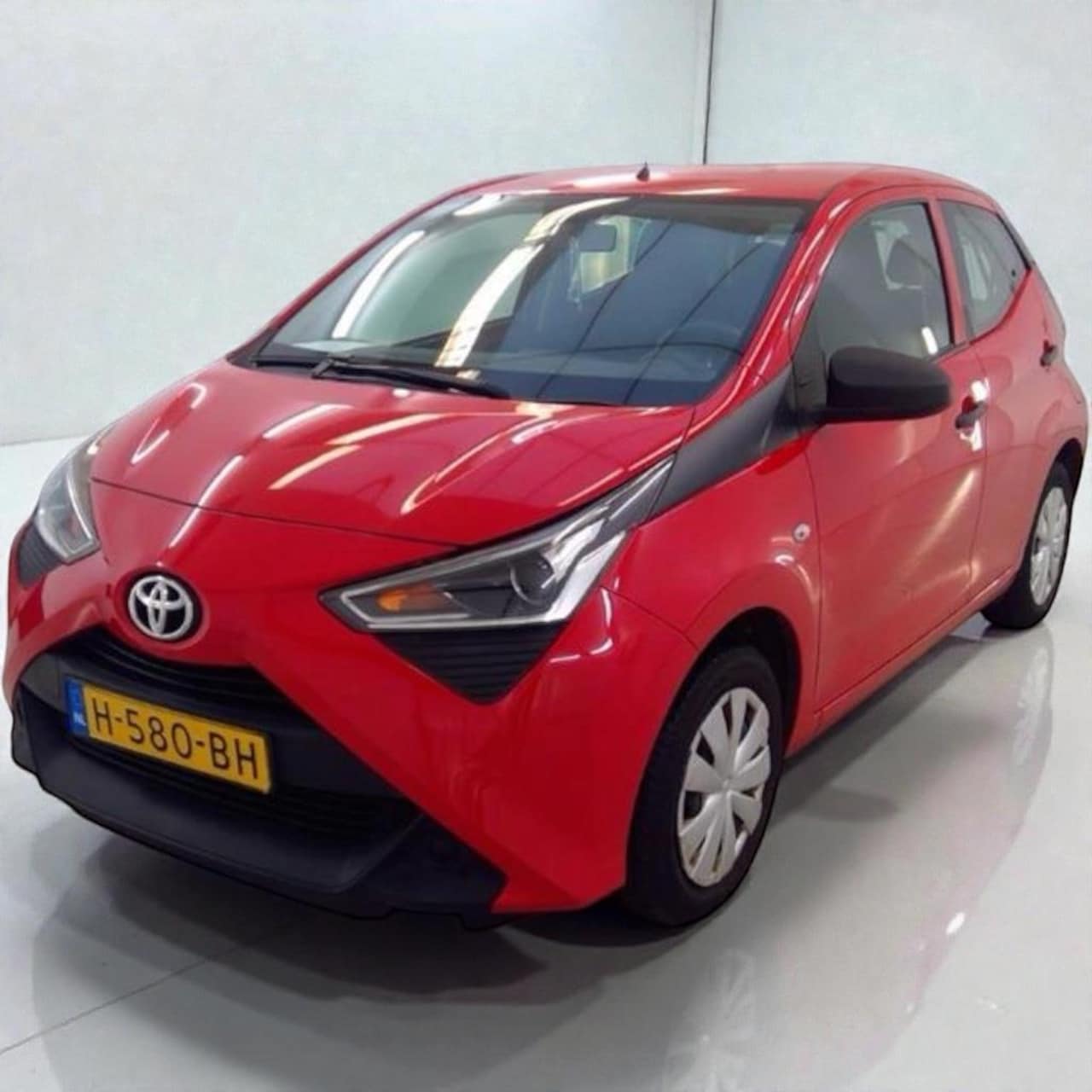 Toyota Aygo - 1.0 VVT-i x eerste eigenaar dealer onderhouden - AutoWereld.nl