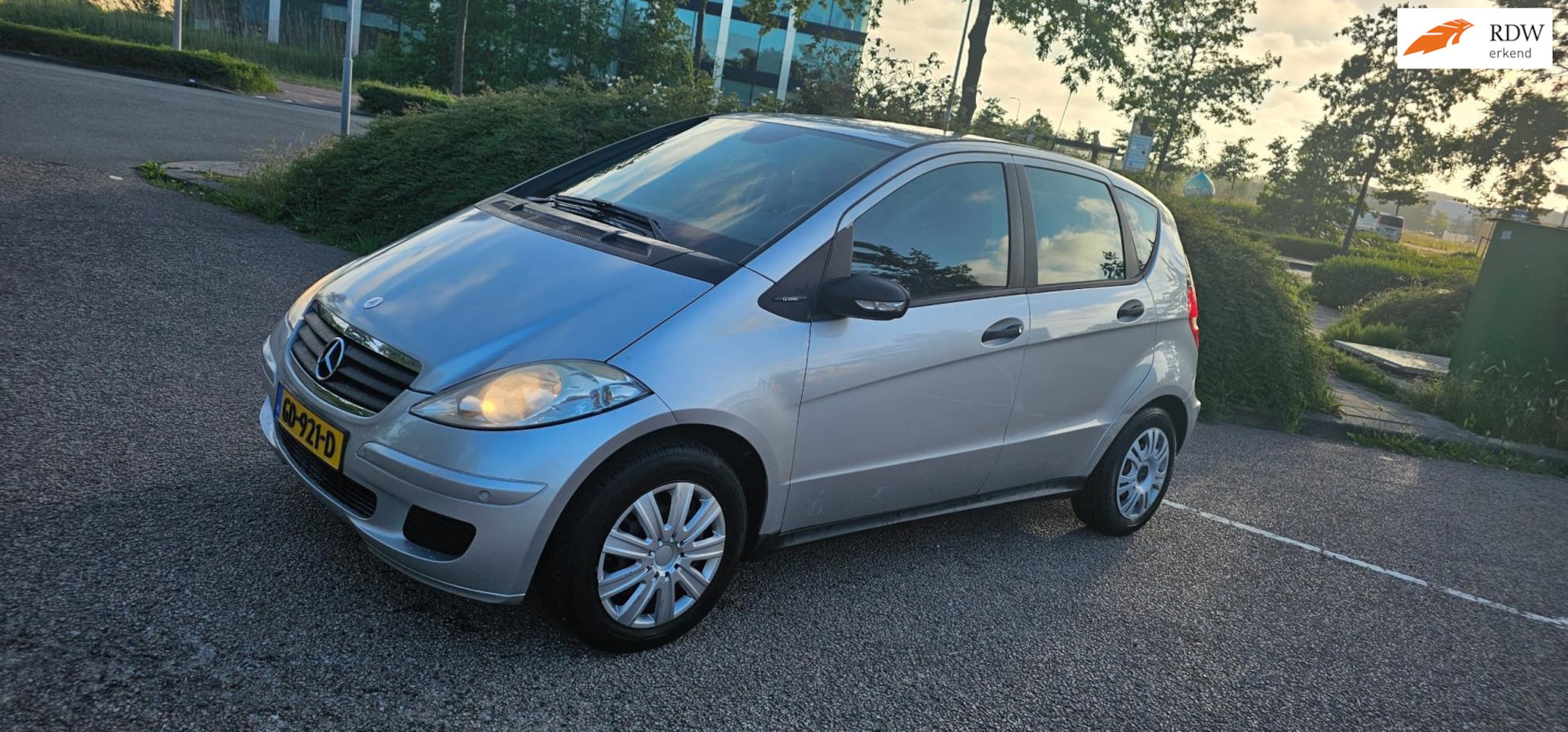 Mercedes-Benz A-klasse - 150 Classic airco automaat MET DEFECT EN SCHADE - AutoWereld.nl