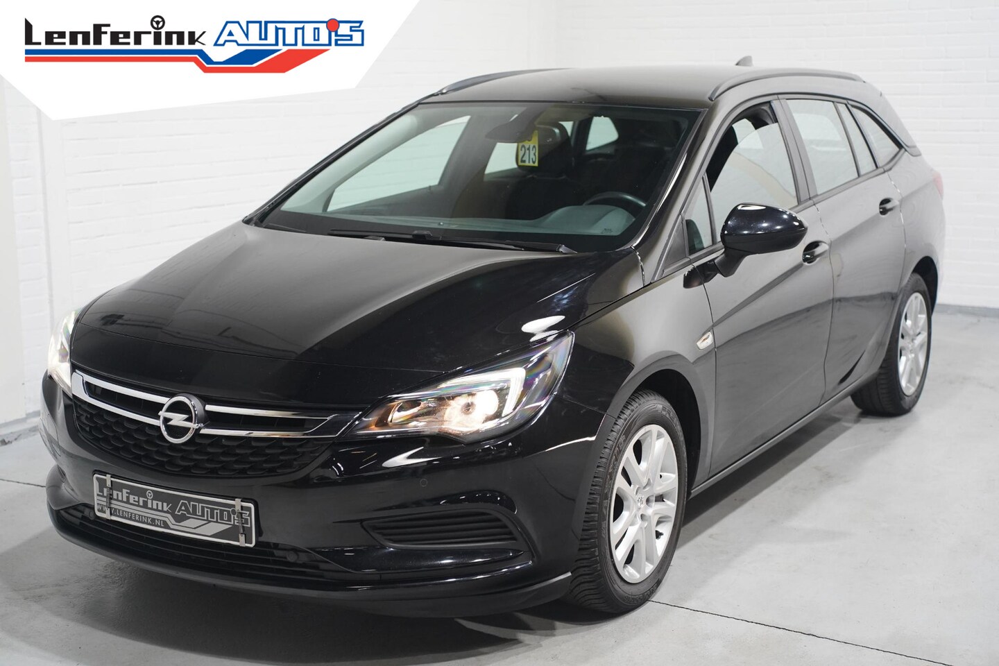 Opel Astra Sports Tourer - 1.6 CDTI Online Edition Navi PDC v+a Apple Carplay NAP - AutoWereld.nl