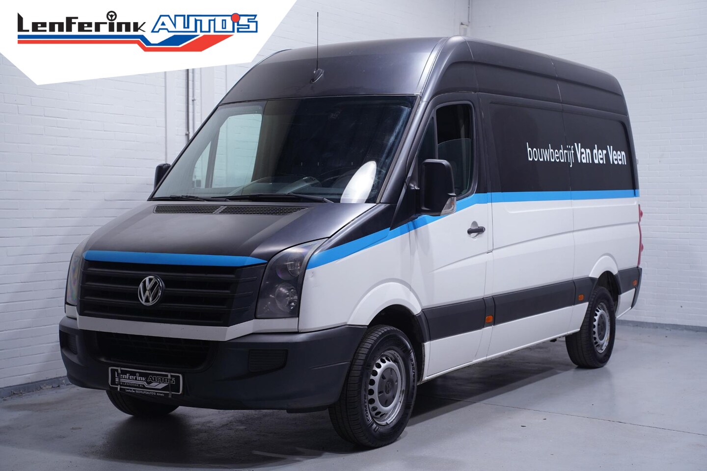 Volkswagen Crafter - 2.0 TDI 136 pk L2H2 Airco, Camera Trekhaak met Opstap, 3-Zits, APK 02-2026 - AutoWereld.nl