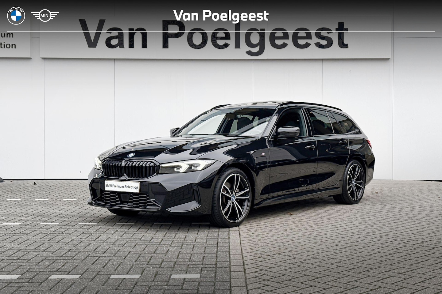 BMW 3-serie Touring - 320e M Sport | Panoramadak - AutoWereld.nl