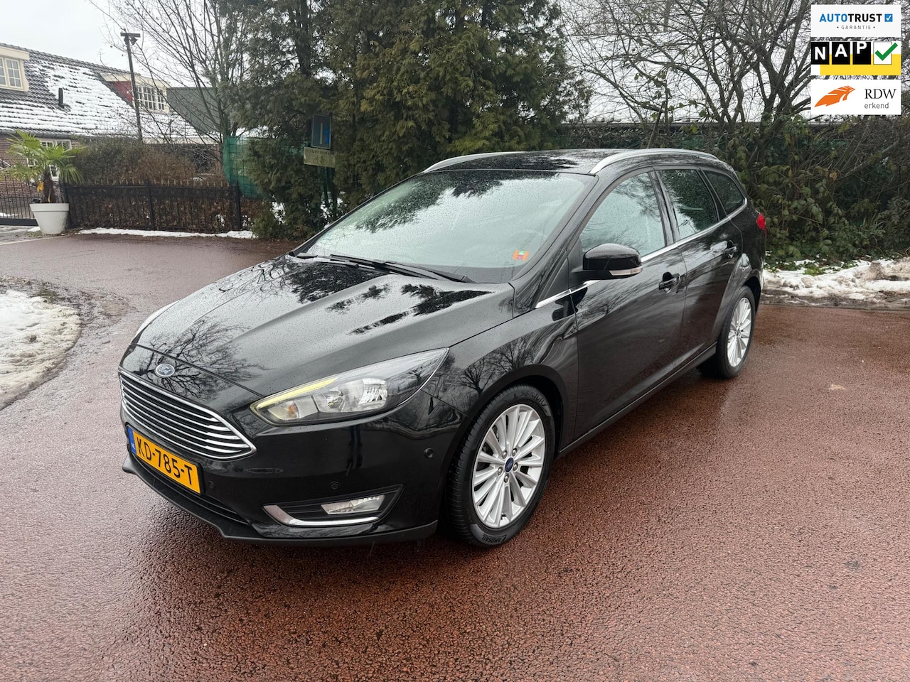 Ford Focus Wagon - 1.0 Titanium / Navi / Airco / NAP / PDC / Cruisecontrol - AutoWereld.nl