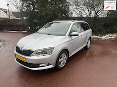 Skoda Fabia Combi - 1.2 TSI First Edition Ambition / Airco / Apk / Nap / Aux / Pdc / Trekhaak