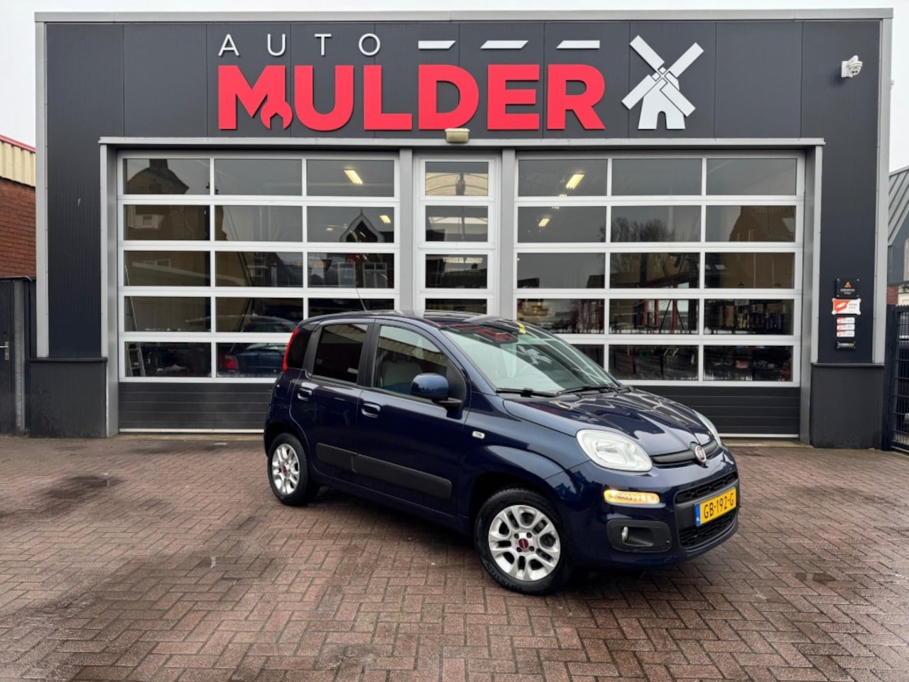 Fiat Panda - TWINAIR 60 LOUNGE / CLIMATRONIC / CITY / LAGE KMS! / RIJKLAAR! / NAP! - AutoWereld.nl