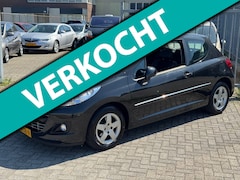 Peugeot 207 - 1.4 VTi Allure 95PK NL AUTO NAP PANORAMA l LEER l PDC l CRUISE l Trekhaak l Airco ECC l LM