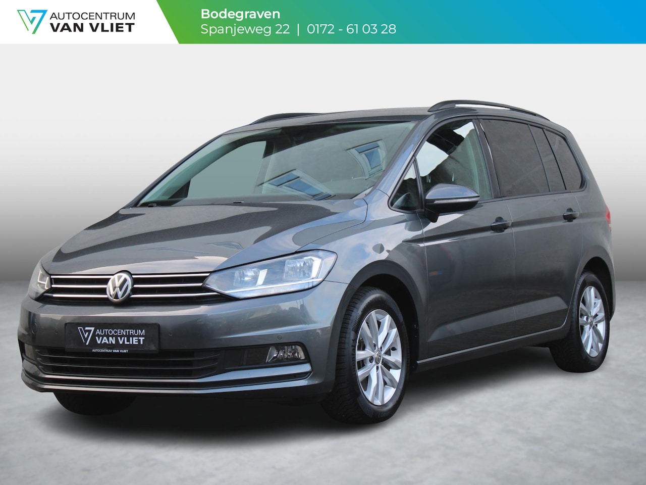 Volkswagen Touran - 1.5 TSI Comfortline | TREKHAAK | NAVIGATIE | ACHTERUITRIJCAMERA | - AutoWereld.nl