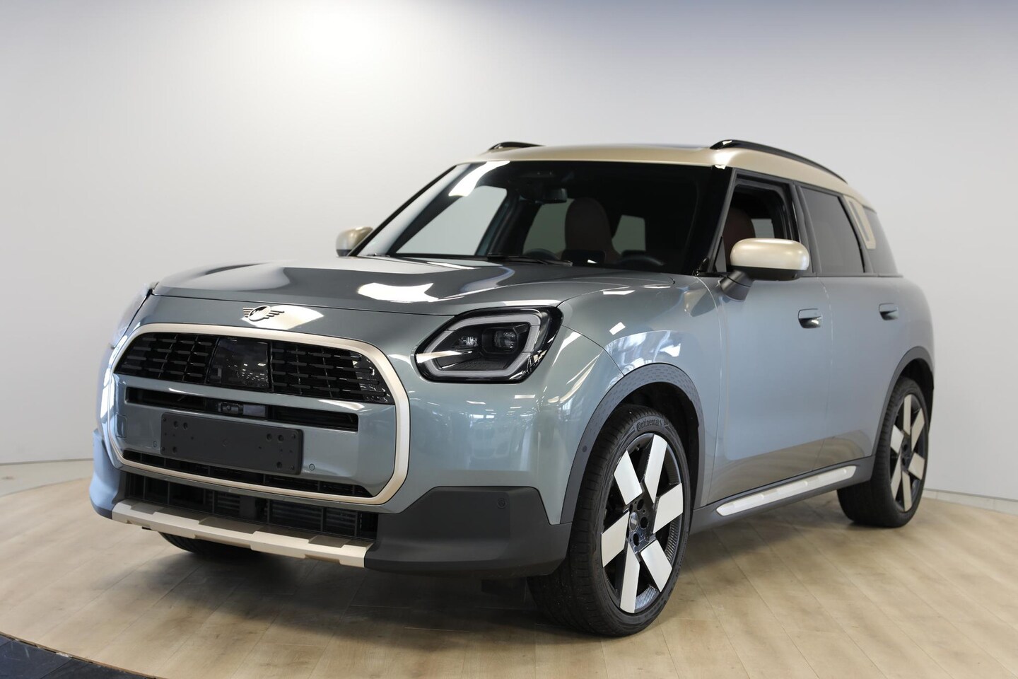 MINI Countryman - Mini 1.5 C Favoured XL | Schuif- opendak | Stoelmassage | Leer - AutoWereld.nl