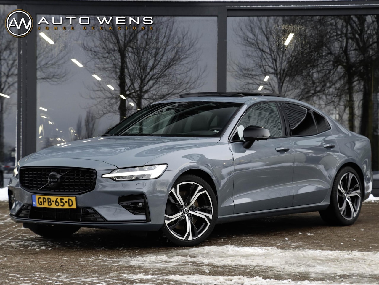 Volvo S60 - B5 AWD Ultimate Dark Polestar Eng. 360 Cam Schuifdak Trekhaak ACC - AutoWereld.nl