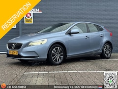 Volvo V40 - 2.0 D2 Nordic+ | € 5.450, - NETTO | Leder | PDC | Stoelverwarming | Cruis | Trekhaak | Nav