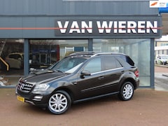 Mercedes-Benz M-klasse - 300 CDI 4 MATIC Grand Edition Trekhaak Leder Donker glas Netjes