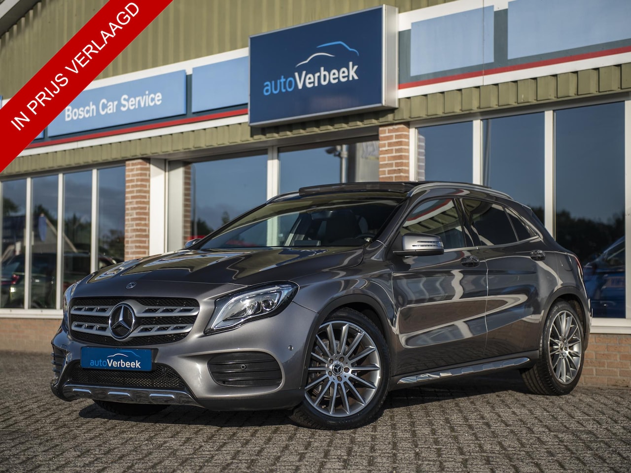 Mercedes-Benz GLA-Klasse - 250 4Matic | AMG | Pano | 19" LMV | LED | El.achterklep | Achteruitrijcamera | Keyless Go - AutoWereld.nl