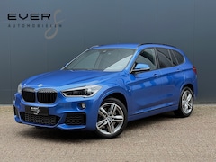 BMW X1 - 2.0i, 192PK, High/Executive, M-Sport/pakket, Sport/Stoelen, Camera, Navi, Shadow/Hoogglans