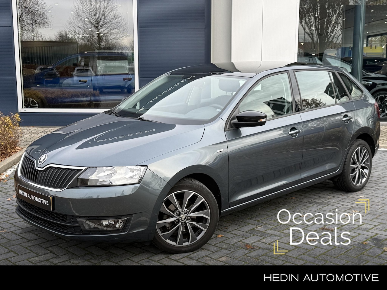Skoda Rapid Spaceback - 1.2 TSI Automaat | Pano | stoelverwarming | Trekhaak - AutoWereld.nl
