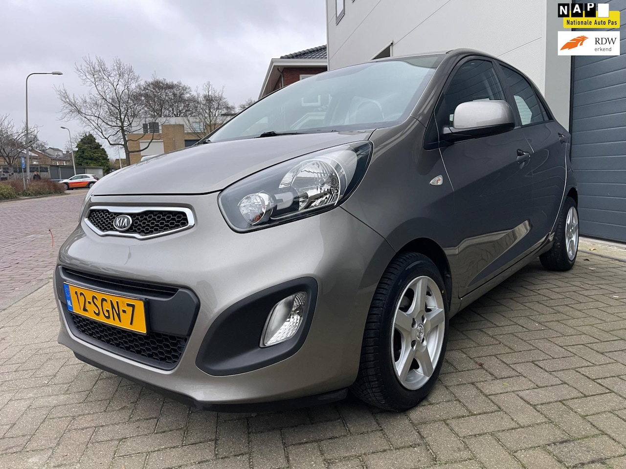 Kia Picanto - 1.2 CVVT Comfort Pack/Airco/4xElek-ramen/2eigenaar/Aux - AutoWereld.nl