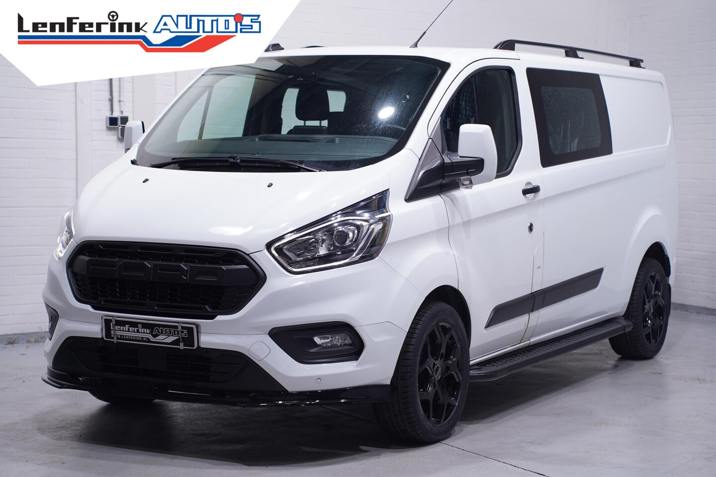Ford Transit Custom - 2.0 TDCi 130 pk Dubbel Cabine Edition Navi Camera, RAPTOR Grille, 18" LMV, Treeplanken, Sp - AutoWereld.nl