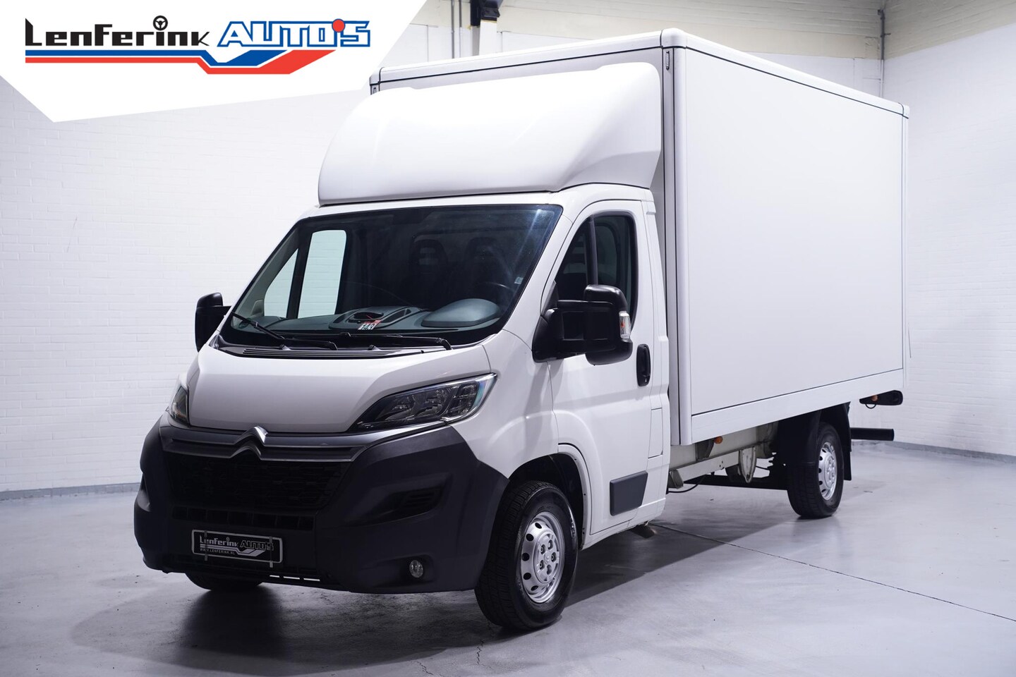 Citroën Jumper - 2.0 HDI 130 pk Bakwagen met Laadklep Navi Airco, Dakspoiler, Nette Staat, 3-Zits - AutoWereld.nl