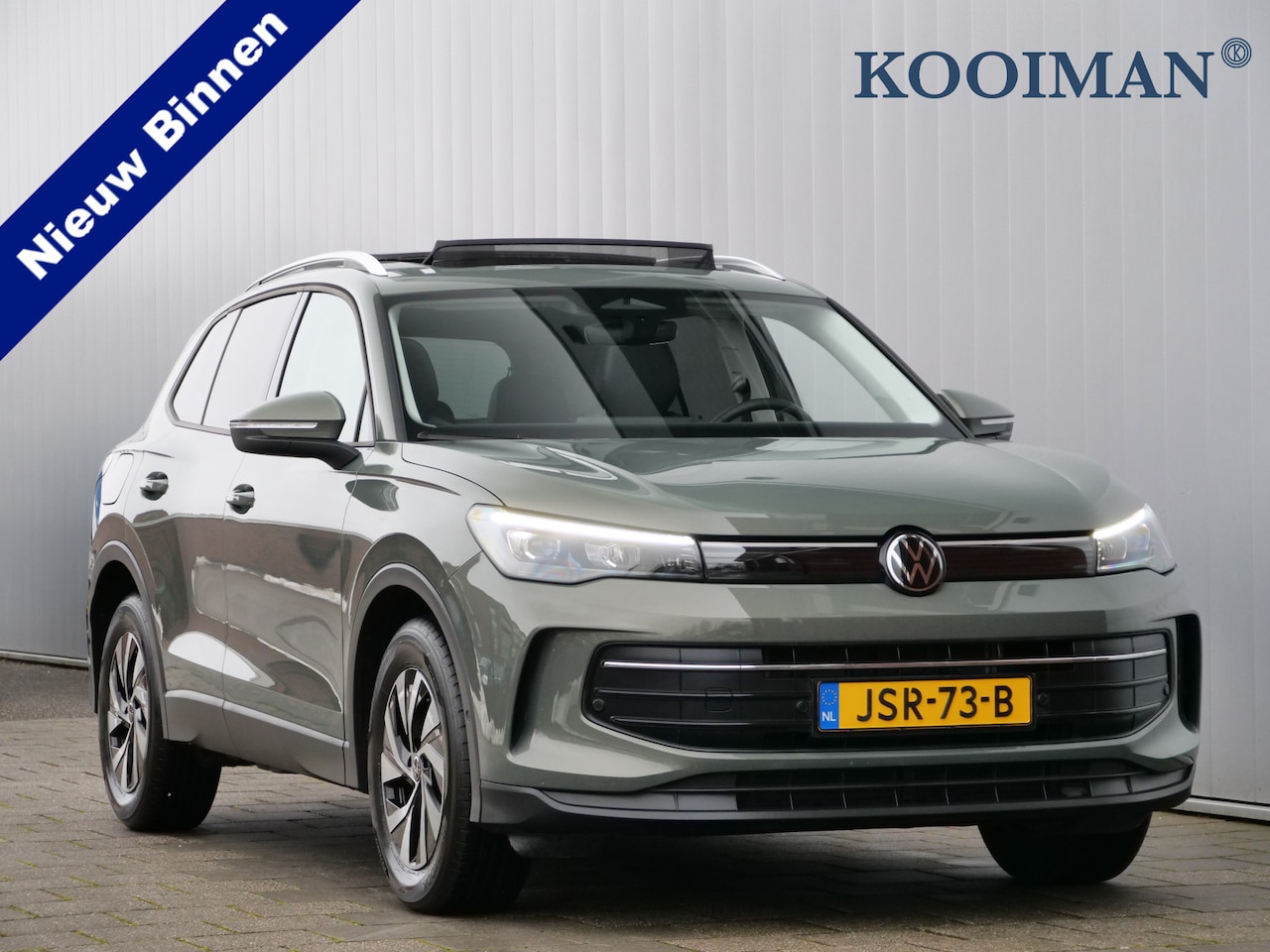 Volkswagen Tiguan - 1.5 eTSI Life Edition 150 Pk Automaat Apple Carplay / DAB / Camera / Pano-dak / Keyless - AutoWereld.nl